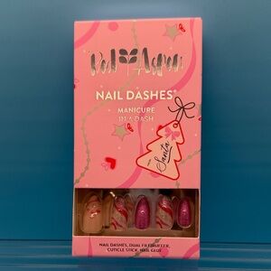 Red Aspen Light The Tree Lina Nail Dashes Set